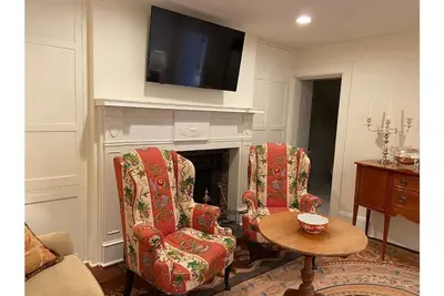 Image de Elegant & Historic 1805 Thomas January Hemp House