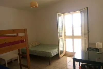 Image de Double room for rent with private bathroom
