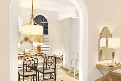 Image de Historic Myers Park 3-Story Luxury Townhome on Queens Road