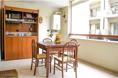 Elegant one-bedroom apartment 5 minutes from the sea ideal for 4 people