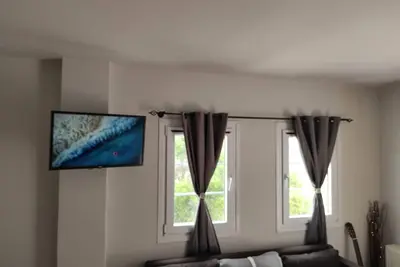 Image de Couple’s Getaway BnB with Private Hot Tub