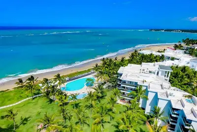 Image de Beachfront nest for snowbirds…