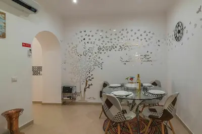 Magnifique maison de vacances pour 6 personnes avec Wifi, climatisation, Tv, patio et parking