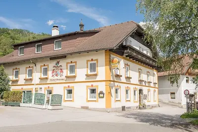 Image de Appartement \"Sophia\" avec vue sur les montagnes, sauna, Wi-Fi et terrasse