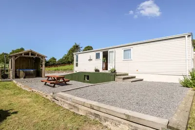 Image de The Lodge, pet friendly, country holiday cottage in Pontyates