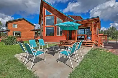 Image de 9 Mi to Rainbow Lake: Mtn Getaway w/ Bbq!