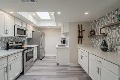 Image de Luxe Allred Devil House centrally located in Tempe