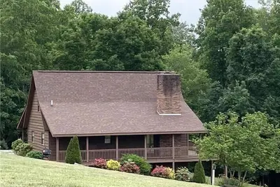 Image de Elegant view at Longwood Cabin