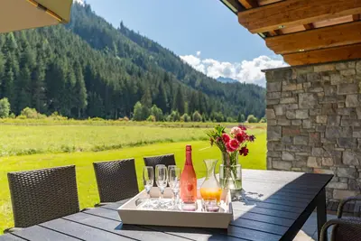 Image de Gîte d'ambiance à l'orée du village