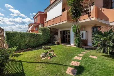 Image de Maison de vacances pour animaux \"Casa Michelle\" avec vue sur la mer et les montagnes