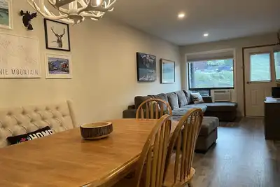 Image de Ski In/Out Spectacular Two Bedroom Condo - Best Views - Newly Reno’d