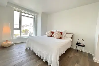 Image de Spacious and modern 2 bedroom in Pacific Heights
