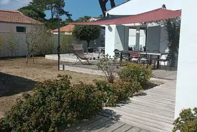 Image de Villa proche de la plage à l'île de Ré. La Couarde