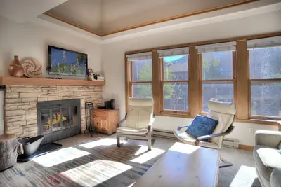 Image de Village View Vista (#26) | Near Flc, Town, Trails & Golf - Pool & Hot Tub