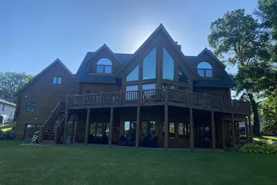 Image de Stunning Family Friendly Lake Home Retreat on Beautiful Lake Darling