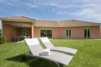 Image de Belle maison à la périphérie de Lourdes