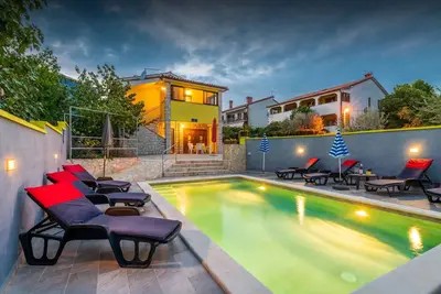 Image de Holiday house Sunce with pool
