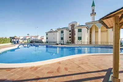 Image de Un bel appartement dans residence avec piscines et a 10 minutes des plages.