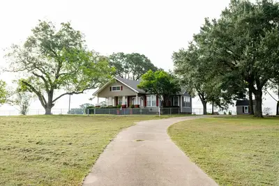 Image de Spacious Country Living Located In The Heart Of Brenham