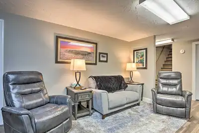 Image de Centrally Located Sturgis Apt On Main St w/ Garage