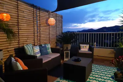 Image de T2 duplex+2 grandes terrasses sur port d'Hyères, 4 pers, 5 mn des plages à pied!