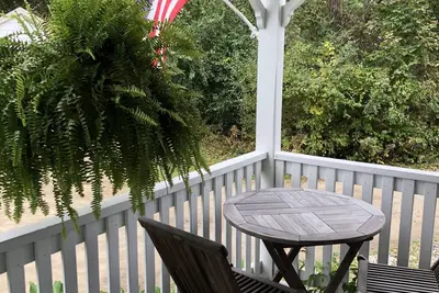 Image de Beautiful York Beach home with relaxing porch for gatherings