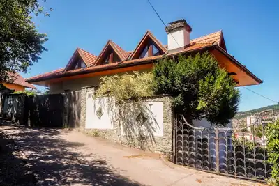 Image de Rezidental House, apartman, pool, home, big home, hotel