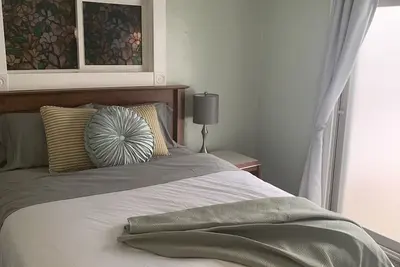 Image de Jacki Lynn's Pocatello Cottage Home! Full house! Fenced yard!