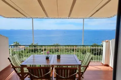 Image de Appartement dans Murter avec vue mer, terrasse, Climatisation, Wifi (5026-1)