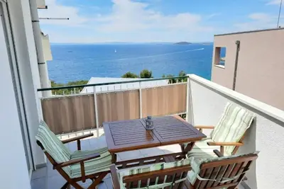 Image de Appartement dans Murter avec vue mer, terrasse, Climatisation, Wifi (5026-2)
