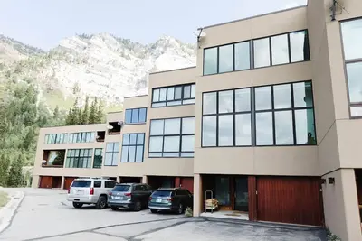 Image de Luxury Townhouse in Alta