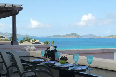 Image de Island Daze Luxury Penthouse Beachfront 2b/2b Grande Bay Resort, Cruz Bay Views!