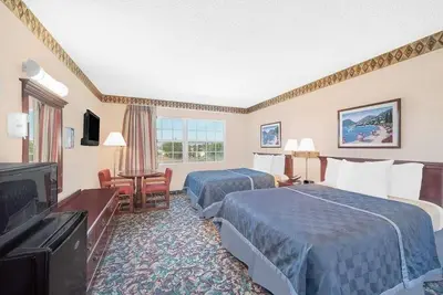 Image de Pet-friendly Accommodation in Pecos! With Outdoor Pool and Free Parking Onsite~
