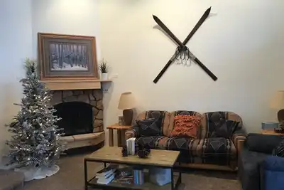 Image de Family/Dog Friendly Duplex Great Views, private HotTub and Walk to amenities