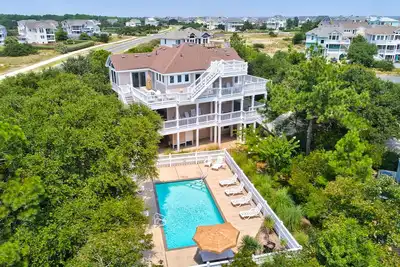 Image de Spacious Dog-Friendly Home Near Beach w/ Wd, Private Pool & Hot Tub, WiFi, & Ac