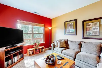 Image de Mountain Townhouse with Free WiFi, Gas Fireplace, & Private Washer\/Dryer