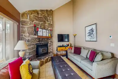 Image de Dog-Friendly Family Home Close to Winter Park Resort w/Private Hot Tub and WiFi