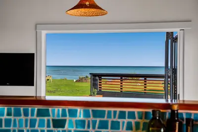 Image de Coastal Daze - New Plymouth Holiday Home