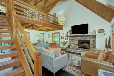 Image de Rainbow's End Mountain Lake House