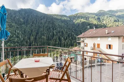 Image de Appartement \"Casa Al Sole\" avec vue sur les montagnes, balcon et Wi-Fi
