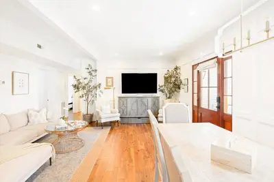 Image de East 42 B - 3 Bed, Ground Floor Unit!