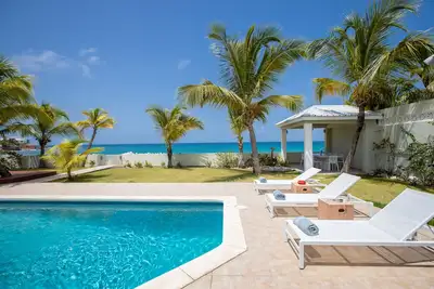 Image de modern, breathtaking view of the Caribbean Sea and the island of Saba
