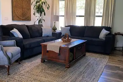 Image de Lakefront House, Sleeps 20, Great for Family Gatherings, One hour from Tulsa