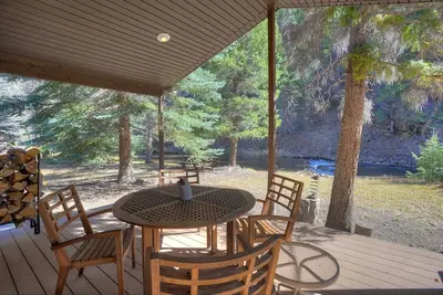 Image de River Front Cabin on 1 acre  - 14 Minutes to Downtown Durango