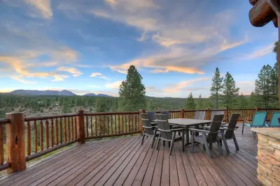 Image de Luxury Log home on 40 Acres - Awesome Views and Decks - 7 Min to Durango