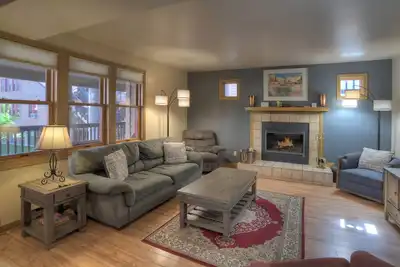 Image de Mesa Haven | Near Flc, Town, Trails & Golf - Pool & Hot Tub (Ferringway #13)