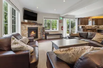 Image de Scandia Retreat with Hot Tub / Sauna / Fire Pit