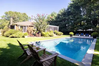 Image de Steve’s Place | Heated Pool Southold Retreat