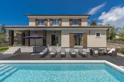 Villa Dante with whirlpool, sauna and 5 bedrooms