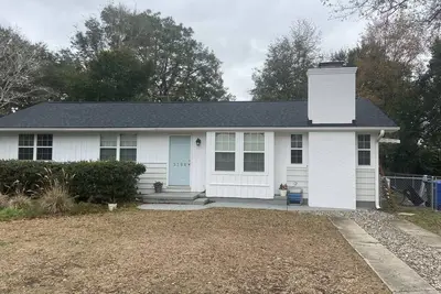 Image de 4 bedroom 2 bath central Wilmington